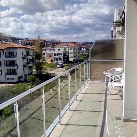 Apartment Silver Six *